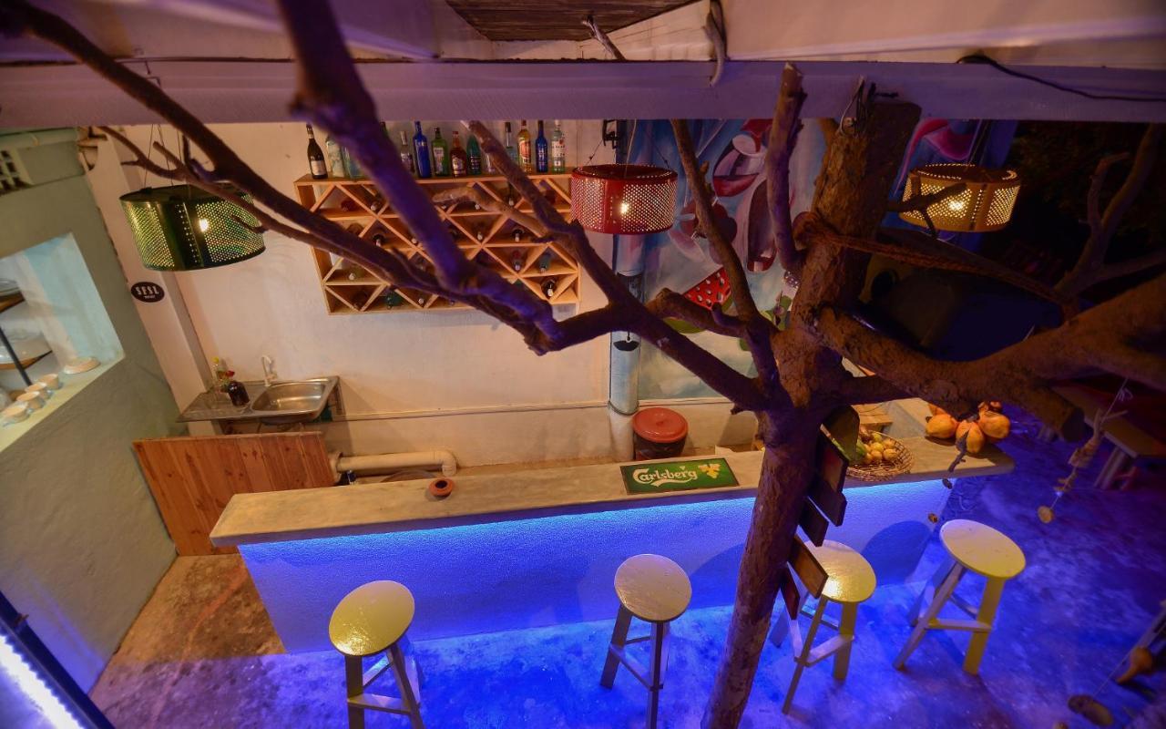 Palm Leaf Surf Cafe Ξενοδοχείο Galle Εξωτερικό φωτογραφία