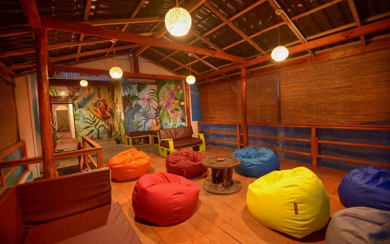 Palm Leaf Surf Cafe Ξενοδοχείο Galle Εξωτερικό φωτογραφία
